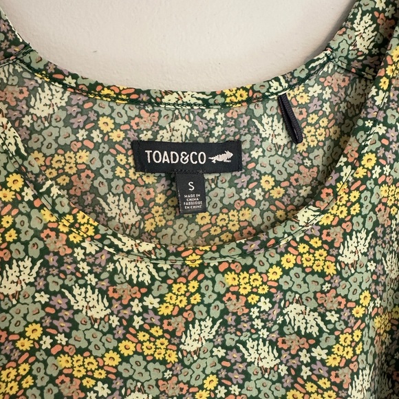 EUC • Toad & Co • Sunkissed Tank in Green and Yellow Micro Floral Print - Picture 4 of 6